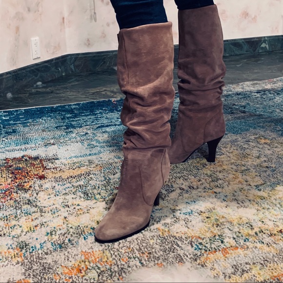 Söfft tall suede scrunch boots size 10 - Picture 5 of 6